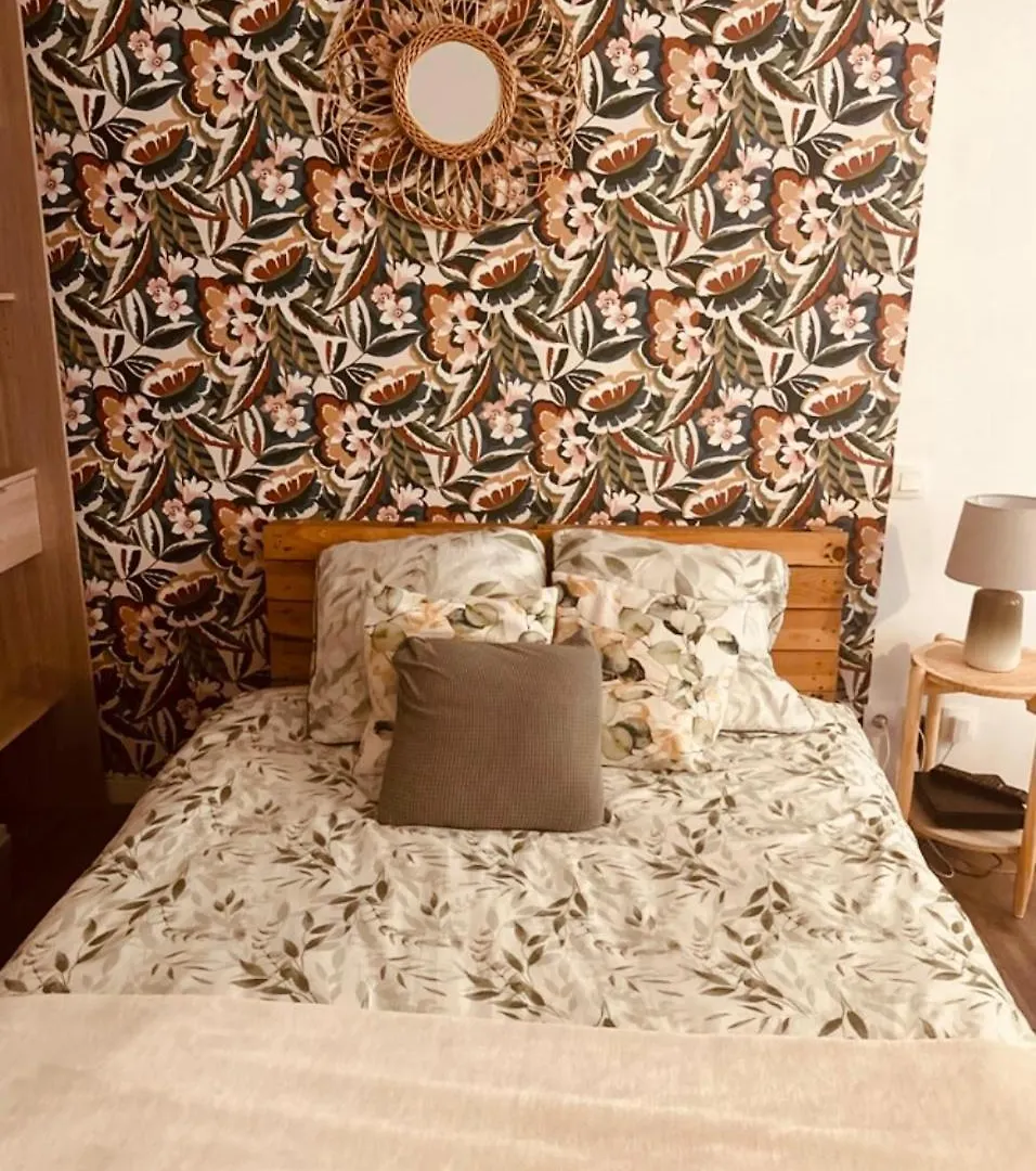Appartement Grand T1 de 38 m2 au design épurée à Marseille