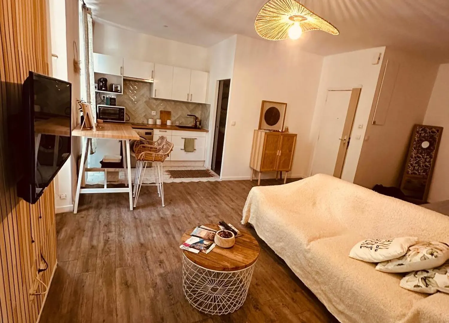 Appartement Grand T1 de 38 m2 au design épurée à Marseille France